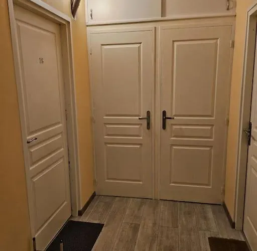 Centre Proche Thermes * Ла-Бурбуль