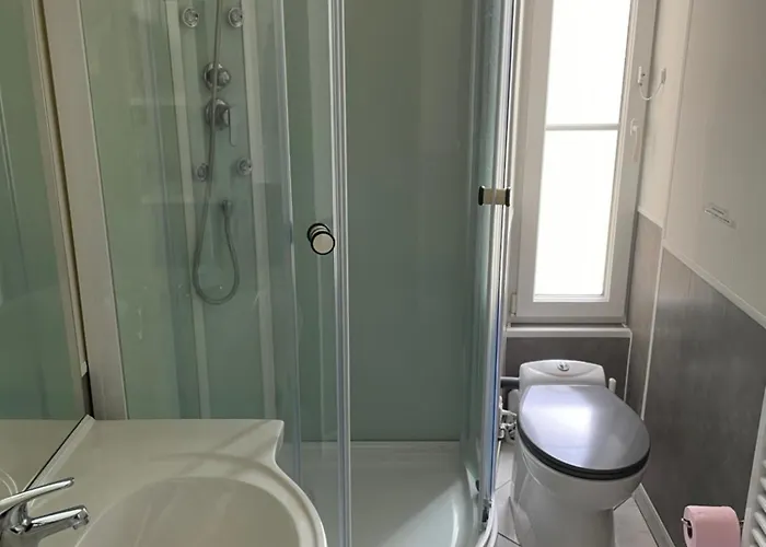 Centre Proche Thermes * Ла-Бурбуль