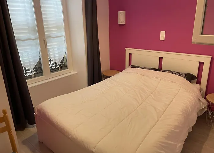 Centre Proche Thermes Ла-Бурбуль